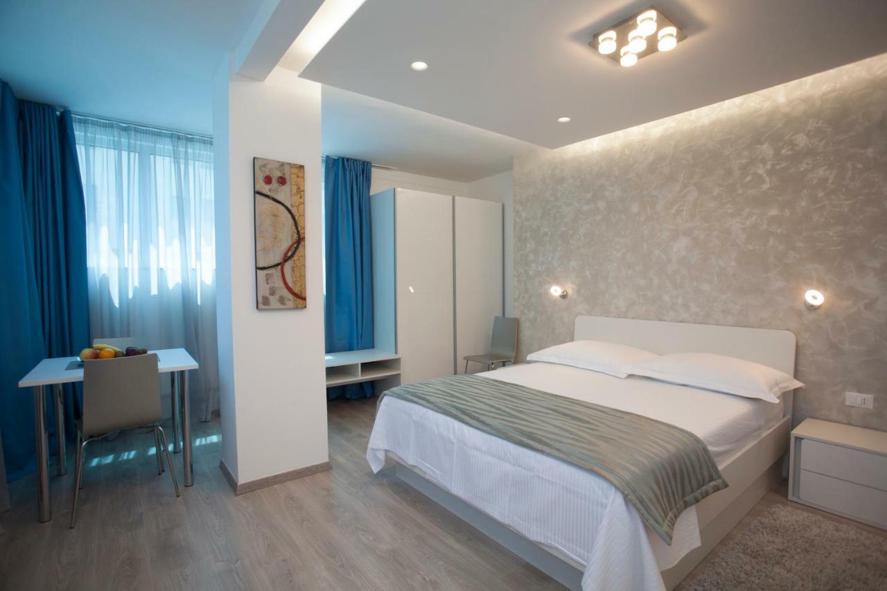 Apartments Lovret Flowers Split Exterior foto